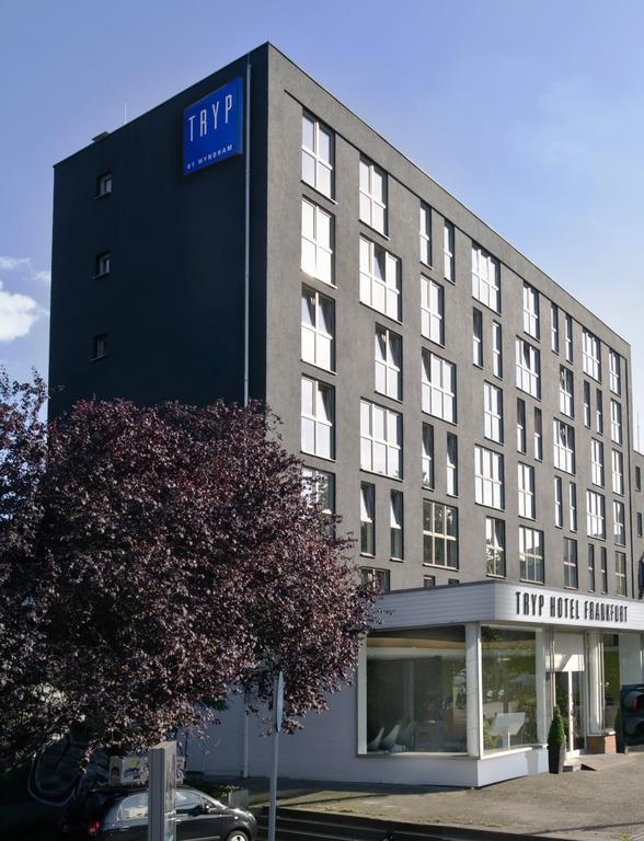 Отель Tryp By Wyndham Frankfurt Франкфурт-на-Майне Экстерьер фото